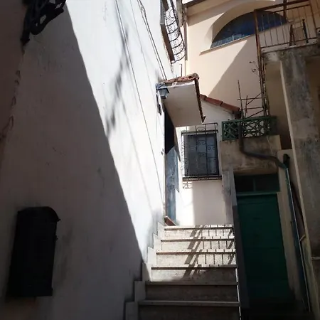 Casa Ginestra *
